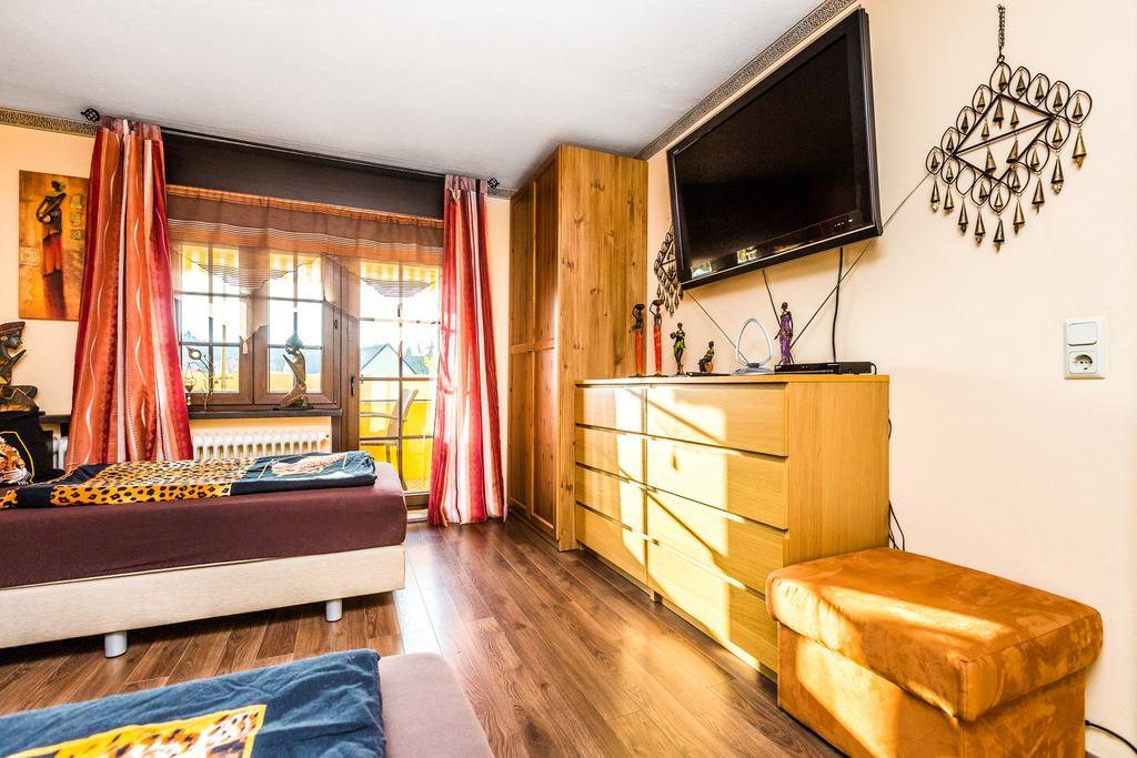 Wohnzeit Köln Apartment Zimmer foto